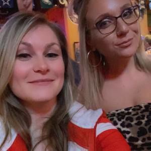 Meet your Posher, Crystal